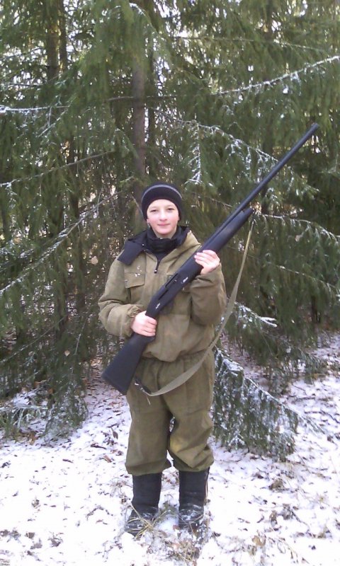 племяшь  12 лет армсана у бати отжал )))