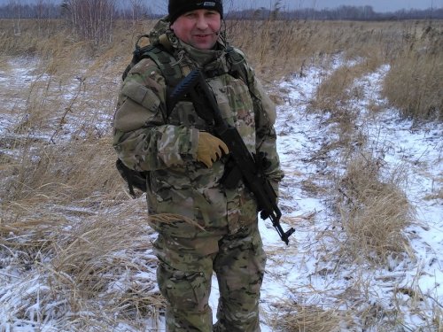 На разведке)))