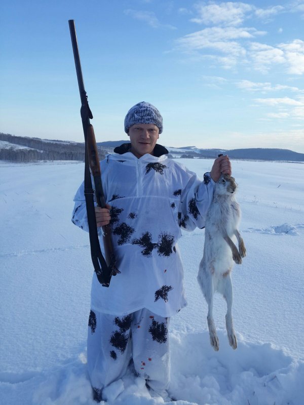 По свежему снегу