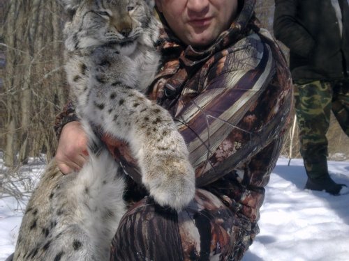 С кошкой
