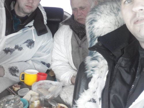 Перекусим и снова в загон.