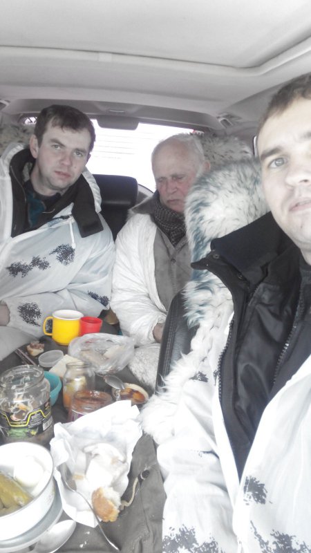 Перекусим и снова в загон.