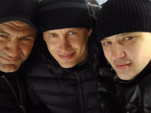 С победителем