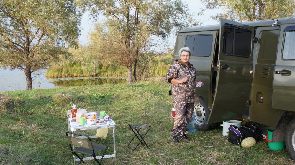 Война, войной а обед по расписанию