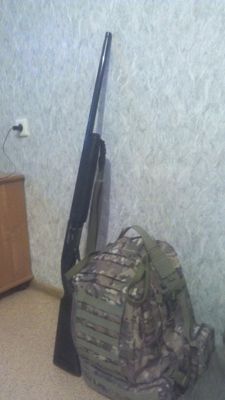 Всех друзья охотники с наступающим праздником!!!