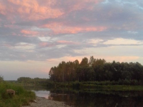 закат над рекой