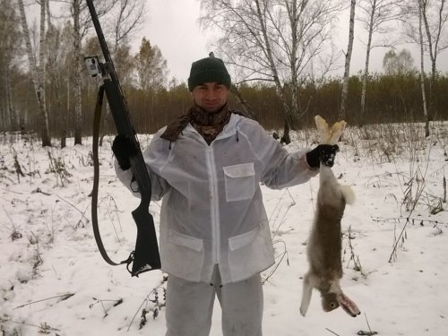 С трофеем!