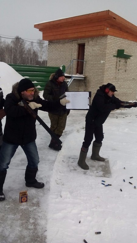 Стреляем и примеряемся даже с протоколом в руках)))