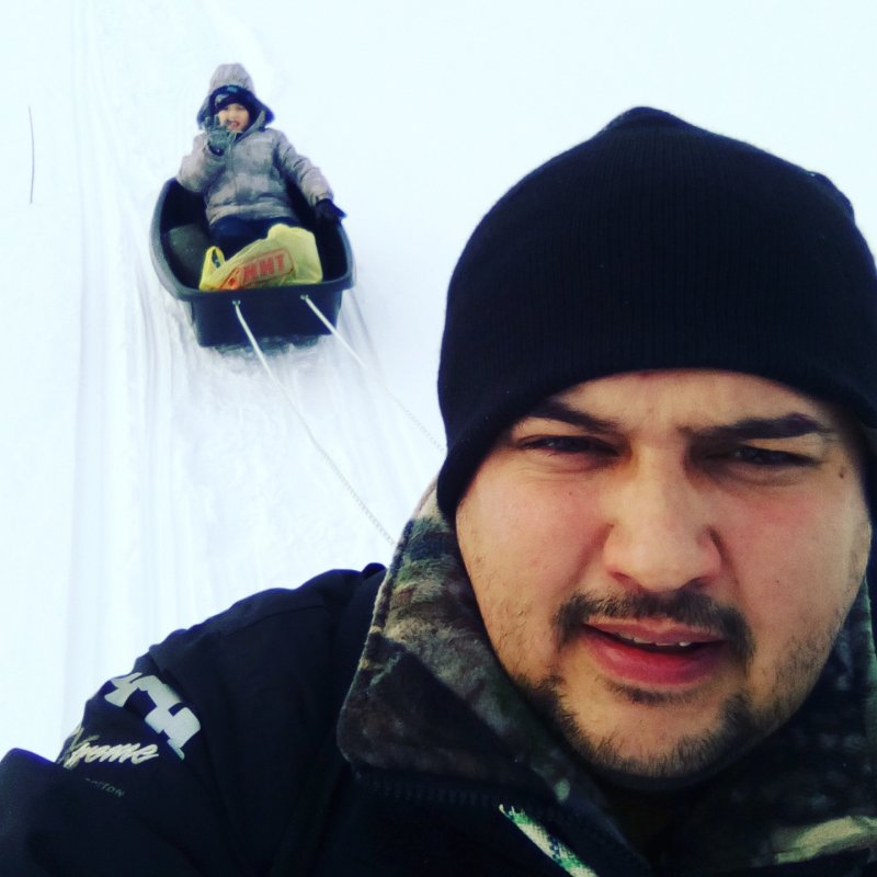 С сыном на рыбалку поехали