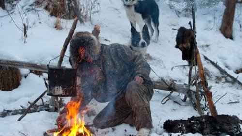 Соболятники которые живут тайгой.
