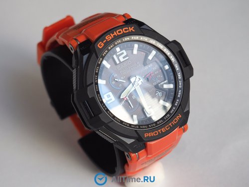Часы для охоты и активного отдыха