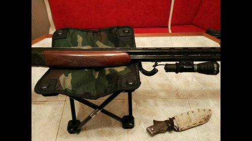 Крепление для подствольного фонаря 3,5$. СТУЛ для ОХОТЫ 16$.