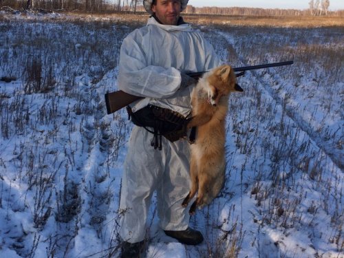На загонной...
