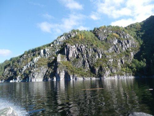 Саяны - водохранилище СШГЭС