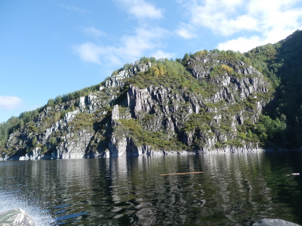 Саяны - водохранилище СШГЭС
