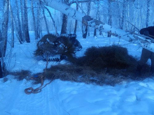 Развезли гостинцы к празднику