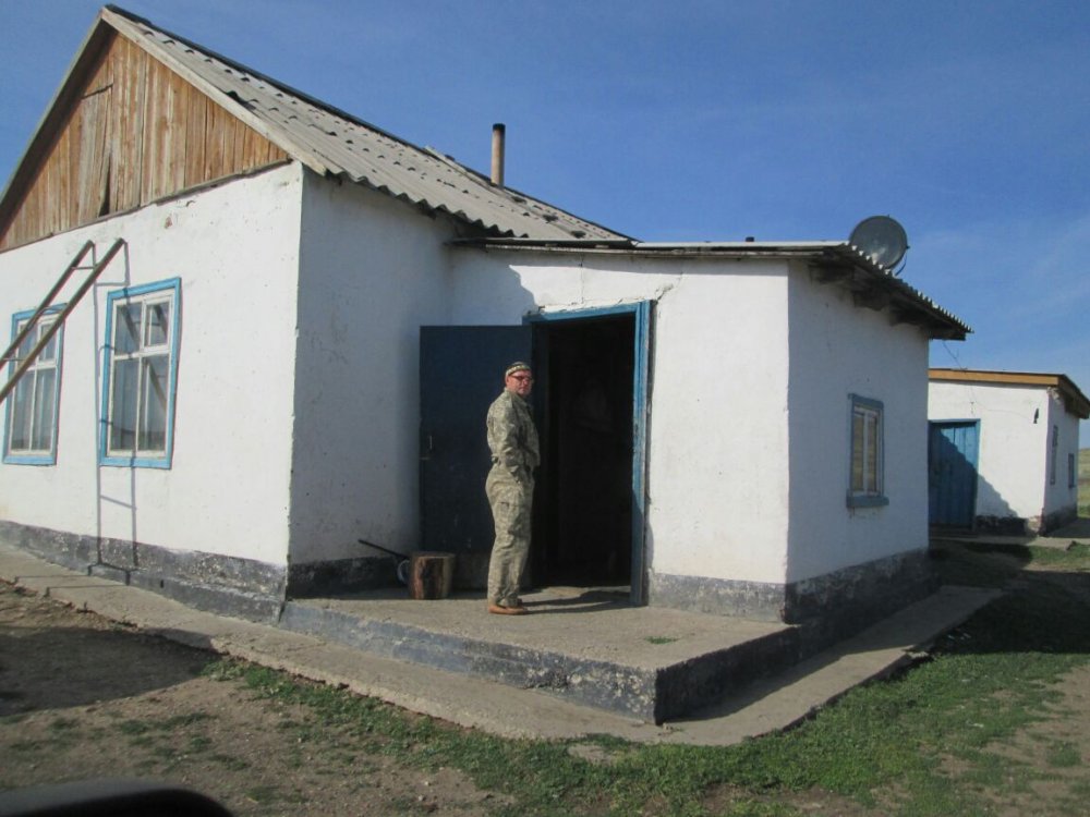 Подальше от урбанизации)))