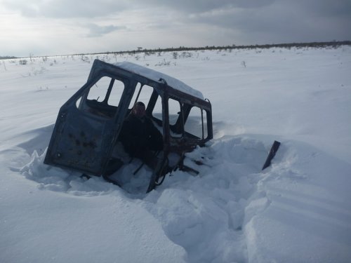 А, этот уже, давно вонзился.