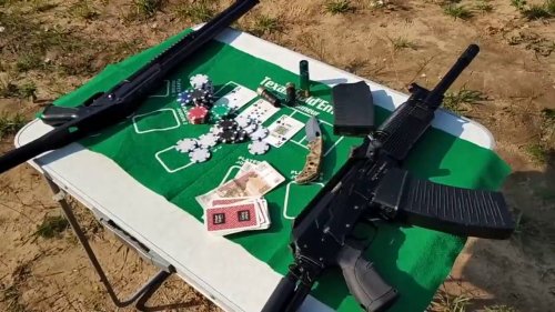 Русский покер. Стреляем по тузам!