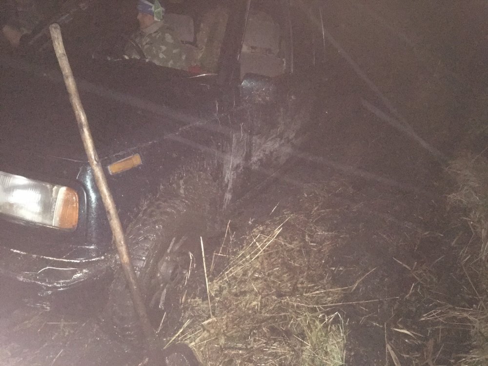 Пришлось ночевать в Авто )
