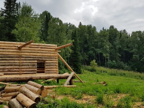 Строительство избы