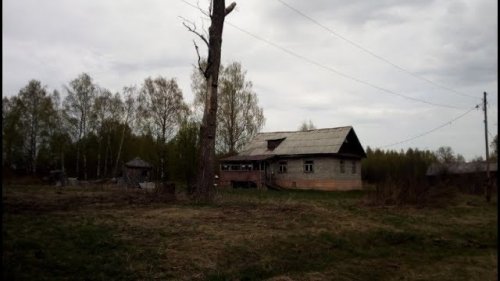 18+ Нашел новостройку в заброшенной деревне \ Куча старинных вещей
