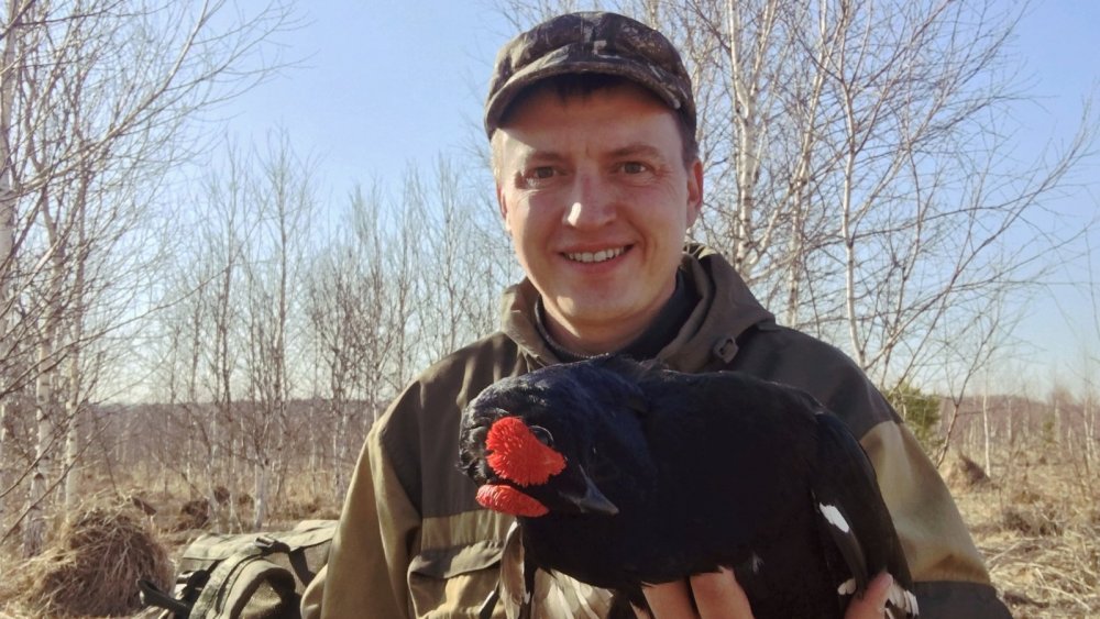 С полем!