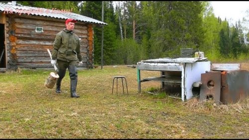 Поход на лодке. Таёжный быт у избы. 1/7 серия.