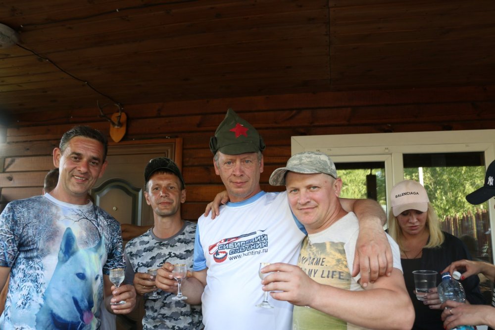 На заимке у Флагмана.