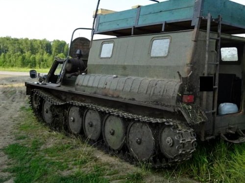 Браконьеры на броневике