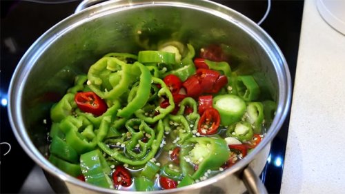 Маринованный перец ЧИЛИ. Хорошая замена халапеньо