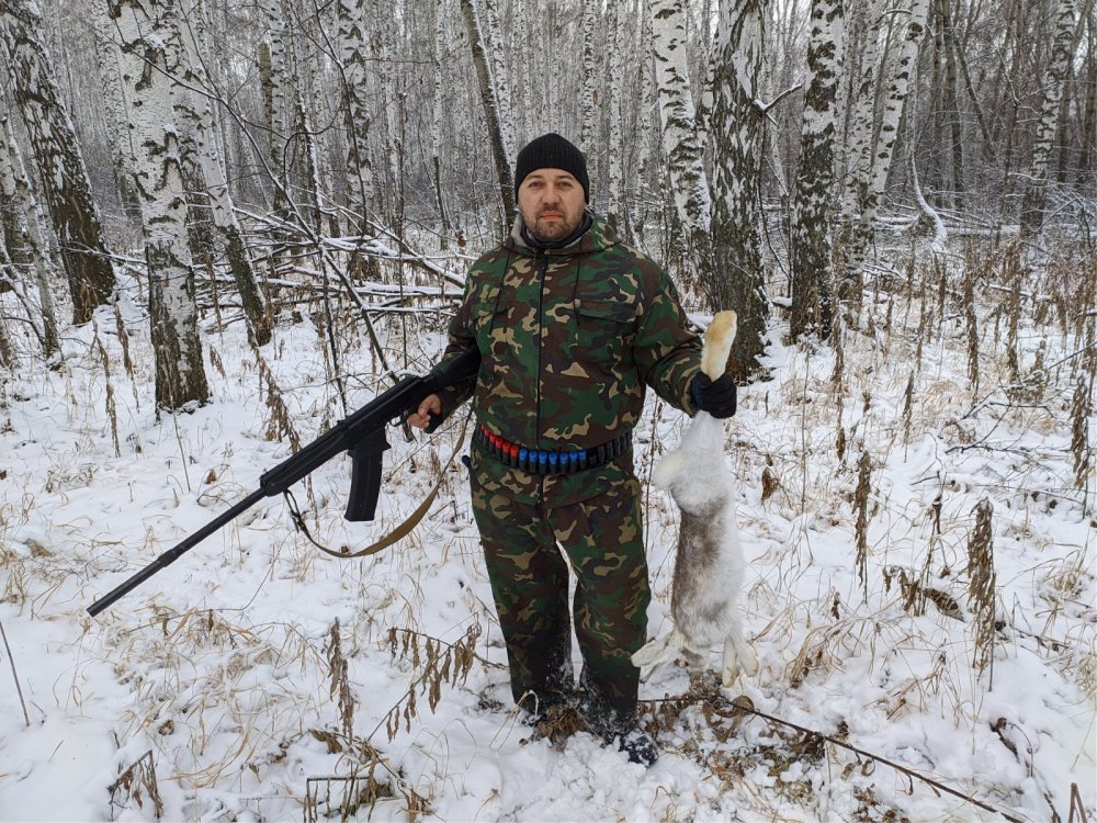 По следу.