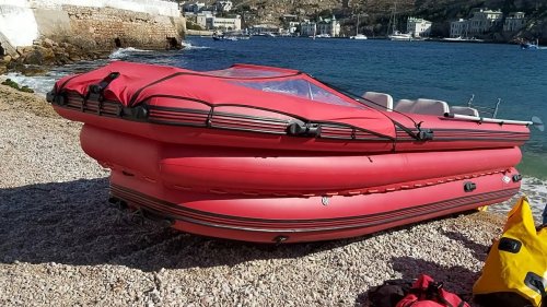 Стриж 480 JET с двойным бортом на Черном море в Крыму. Отзыв владельца.