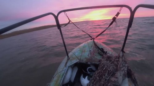 Крайняя охота на озере. Ломаем лед Extreme hunting on the lake. Breaking the ice. 4K