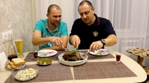 Косулятина в духовке.