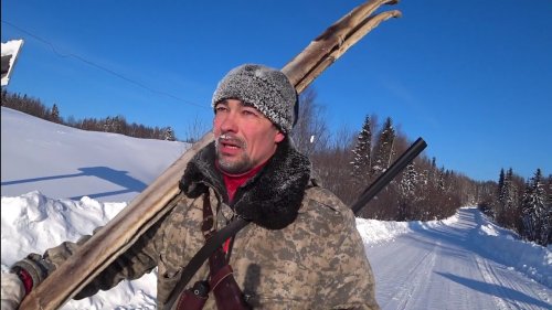 ОХОТА НА РЯБЧИКА В СИЛЬНЫЙ МОРОЗ / СНЕГ НЕ ДЕРЖИТ ЛЫЖИ / Коми Республика.