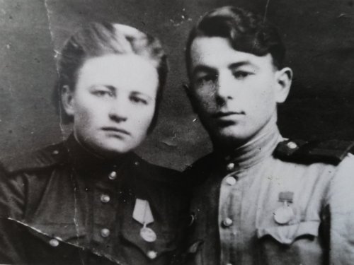 Моя тётя Лена, пропала без вести. Дошла до Берлина, а в Белостоке пропала.