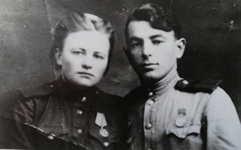 Моя тётя Лена, пропала без вести. Дошла до Берлина, а в Белостоке пропала.