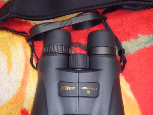 Бинокль Nikon Monarch 5 8x56