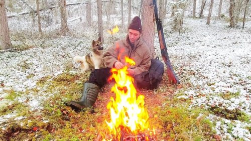 ОХОТА В ТАЙГЕ / С СОБАКОЙ НА БОРОВУЮ ДИЧЬ В ПЕРВЫЙ СНЕГ / ОТДЫХ У КОСТРА. ОХОТА В КОМИ РЕСПУБЛИКЕ.
