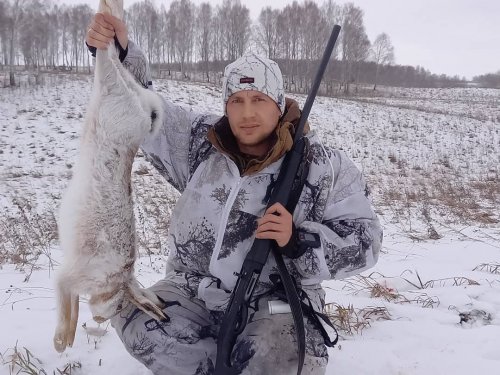 Первый русак в этом сезоне!