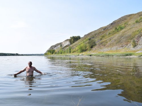 А вода чистая и тёплая))