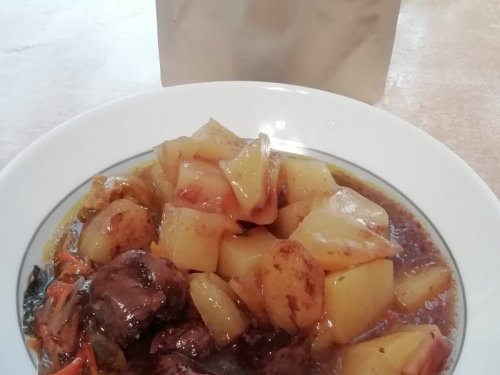 Картошка тушеная с мясом и грибами в реторт пакетах