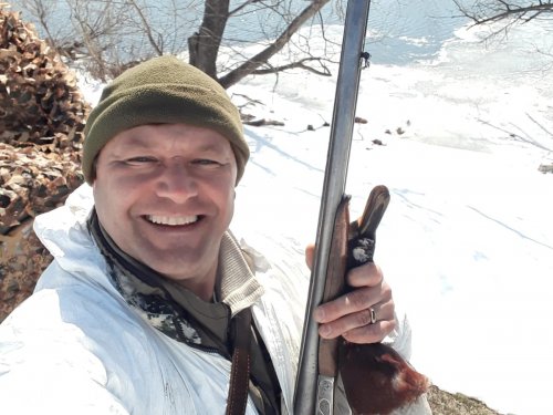 Всё ещё по снегу.