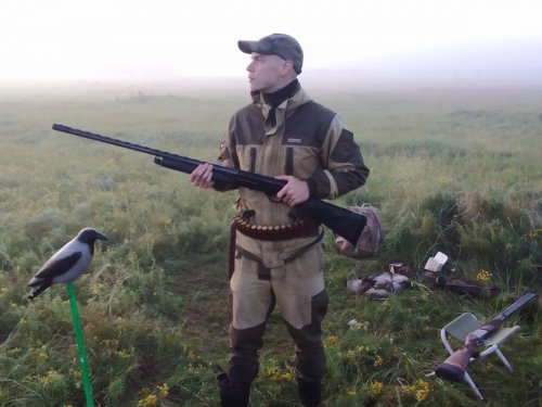 На изготовке перед выстрелом.