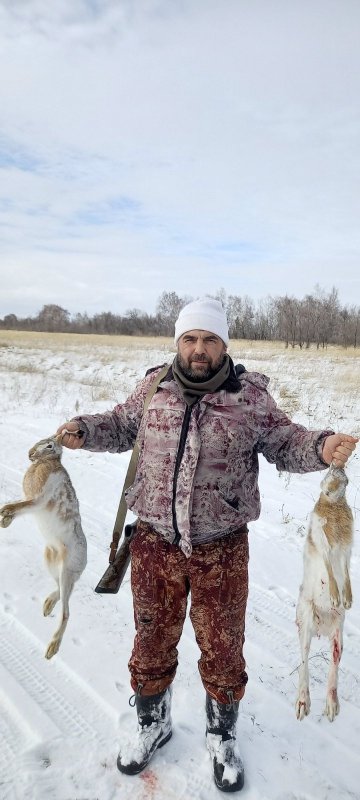С полем!