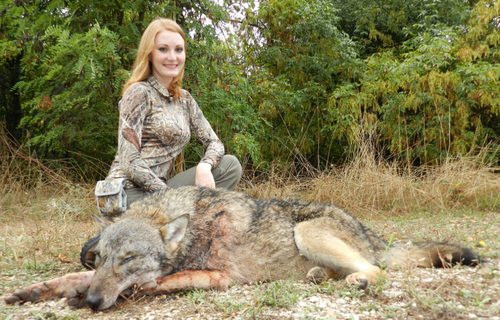 Female-Wolf-Hunt.png